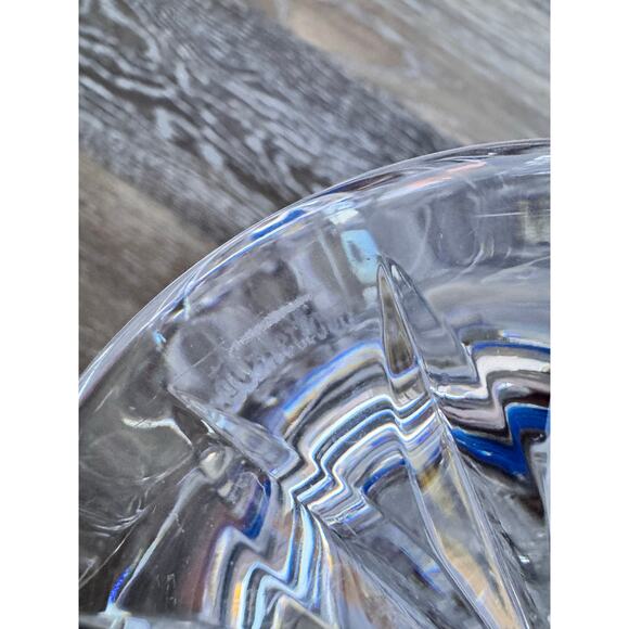 Waterford Crystal Romance of Ireland Rock of Cashel 10" Footed Trumpet Vase - Picture 7 of 14